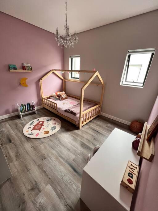 Beautiful With Pool And Pizza Oven Holiday home Cape Town